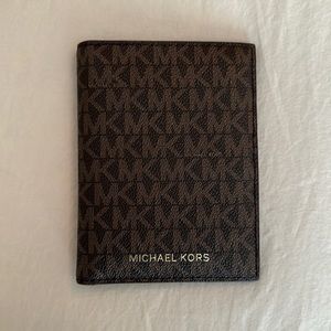 Michael Kors Passport Holder NWOT
